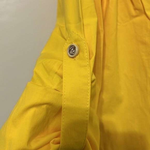 NWT V neck crossover back 3/4 th sleeves yellow blouse - Picture 2 of 4
